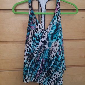 Venus T-back swimsuit tankini top